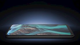 HTC Wildfire E5 Plus, צילום: HTC